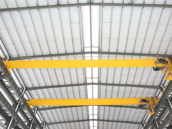 單梁起重機(jī)工業(yè)遙控器相比民用遙控器在接線上有何特殊要求？